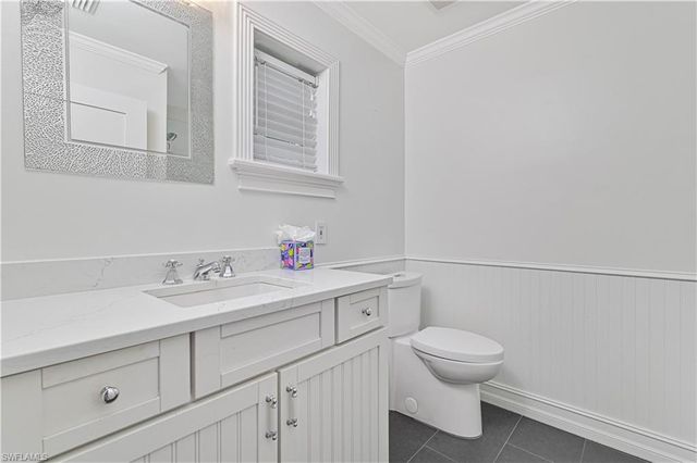 6941 Hunters RD, Naples, FL 34109