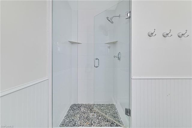 6941 Hunters RD, Naples, FL 34109