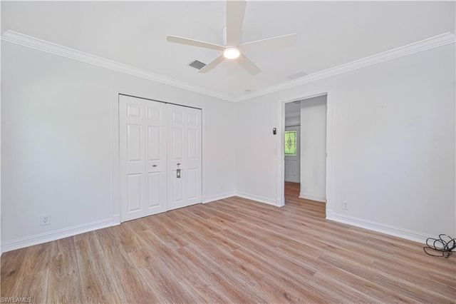 6941 Hunters RD, Naples, FL 34109