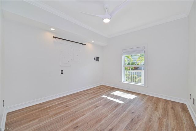 6941 Hunters RD, Naples, FL 34109