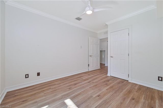 6941 Hunters RD, Naples, FL 34109