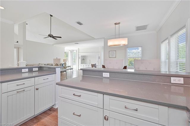 6941 Hunters RD, Naples, FL 34109