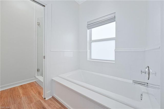 6941 Hunters RD, Naples, FL 34109