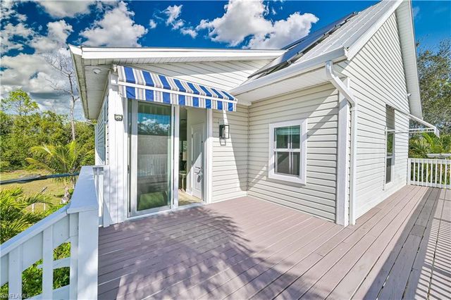 6941 Hunters RD, Naples, FL 34109