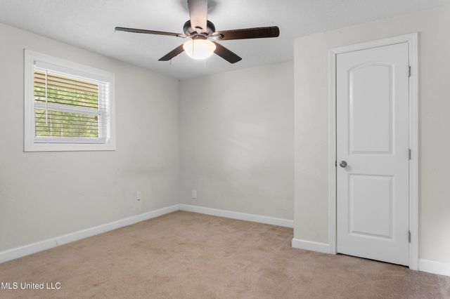14199 Dundeewood Road, Biloxi, MS 39532
