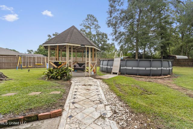 14199 Dundeewood Road, Biloxi, MS 39532