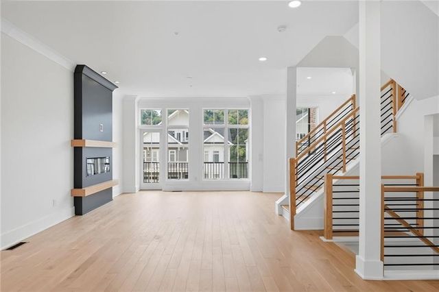 66 1st Street, Oakmont, PA 15139