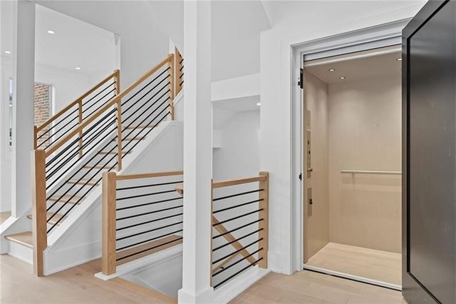 66 1st Street, Oakmont, PA 15139