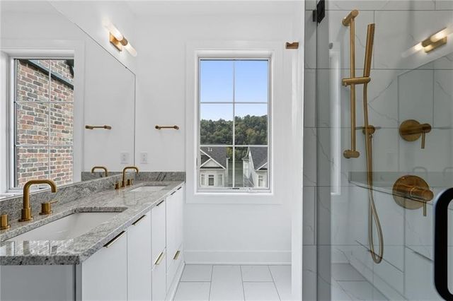 66 1st Street, Oakmont, PA 15139