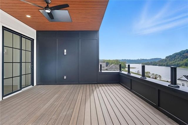 66 1st Street, Oakmont, PA 15139