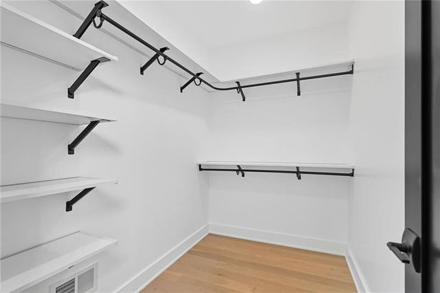 66 1st Street, Oakmont, PA 15139