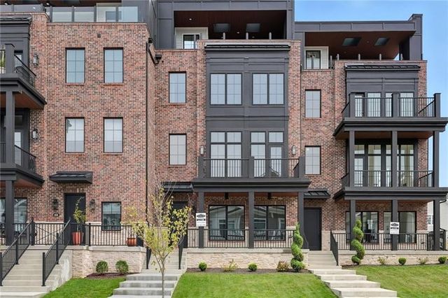 66 1st Street, Oakmont, PA 15139