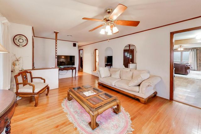 20725 Western Avenue, Chicago Heights, IL 60411