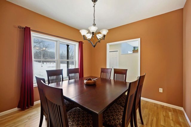 221 Glen View Road, Mount Horeb, WI 53572