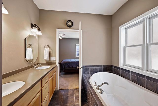 221 Glen View Road, Mount Horeb, WI 53572