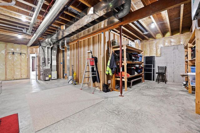 221 Glen View Road, Mount Horeb, WI 53572