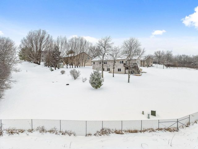 221 Glen View Road, Mount Horeb, WI 53572