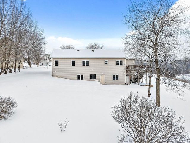 221 Glen View Road, Mount Horeb, WI 53572