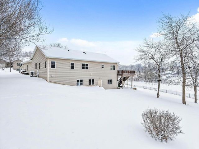 221 Glen View Road, Mount Horeb, WI 53572