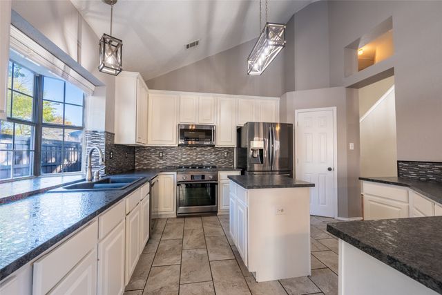 21 Heritage Way, Allen, TX 75002