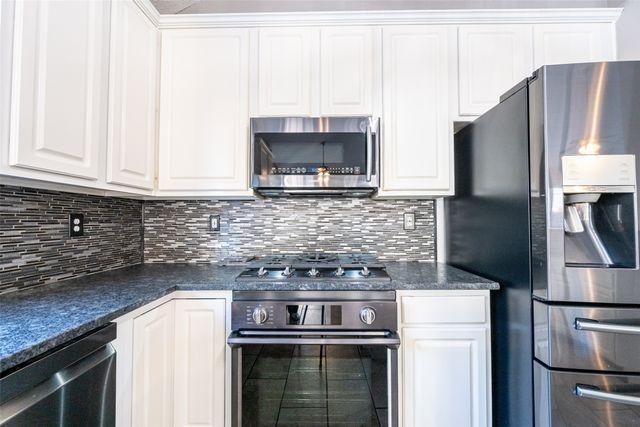 21 Heritage Way, Allen, TX 75002