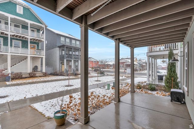 10712 S KESTREL RISE RD, South Jordan, UT 84009