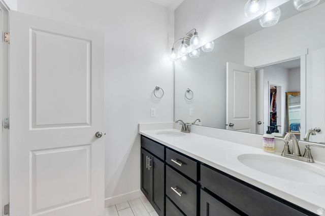 10712 S KESTREL RISE RD, South Jordan, UT 84009