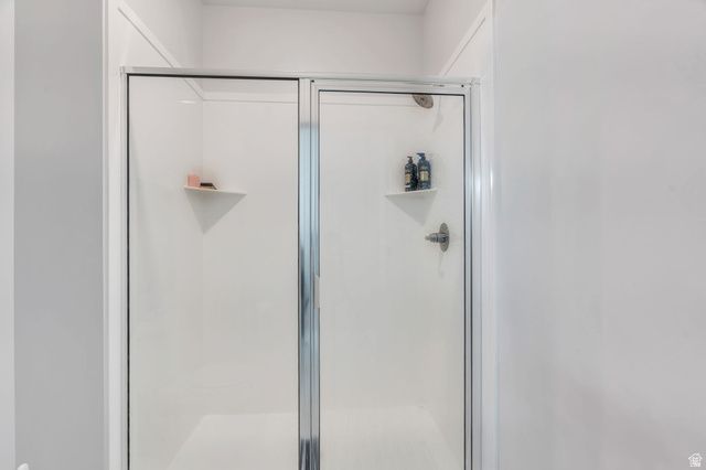 10712 S KESTREL RISE RD, South Jordan, UT 84009