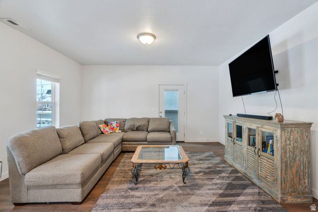 10712 S KESTREL RISE RD, South Jordan, UT 84009