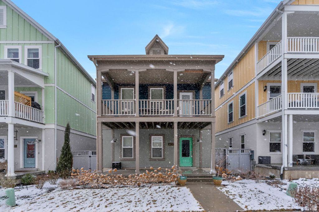 10712 S KESTREL RISE RD, South Jordan, UT 84009