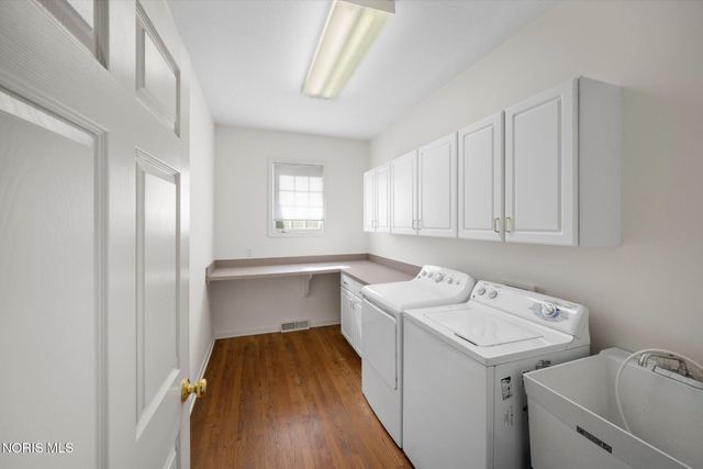 26281 Seminary Road, Perrysburg, OH 43551