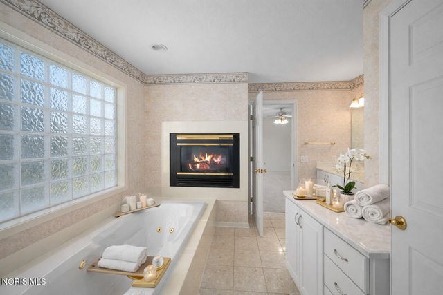 26281 Seminary Road, Perrysburg, OH 43551