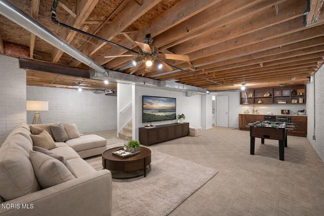 26281 Seminary Road, Perrysburg, OH 43551