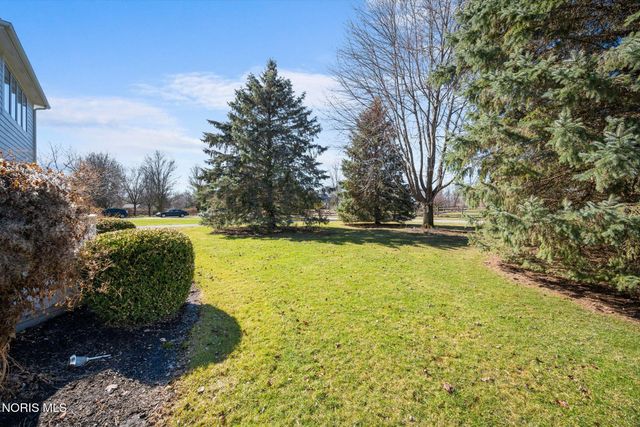 26281 Seminary Road, Perrysburg, OH 43551