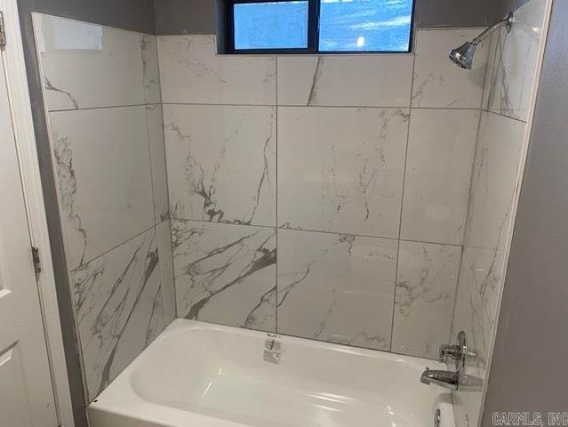 21917 E State Highway 22, Delaware, AR 72835