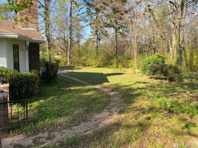 21917 E State Highway 22, Delaware, AR 72835