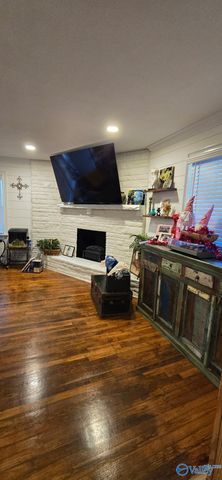 657 4th Street NW, Arab, AL 35016