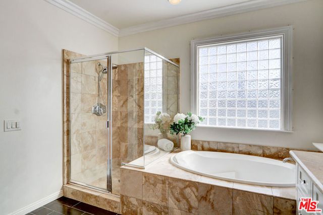 2008 Las Estrellas Court, Camarillo, CA 93012