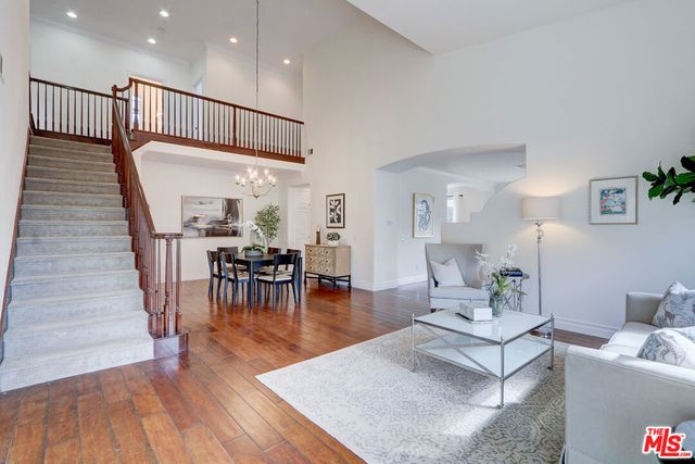 2008 Las Estrellas Court, Camarillo, CA 93012