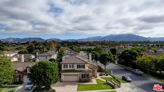 2008 Las Estrellas Court, Camarillo, CA 93012