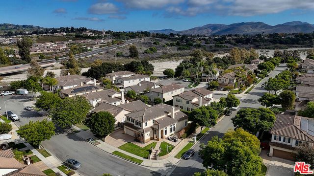 2008 Las Estrellas Court, Camarillo, CA 93012