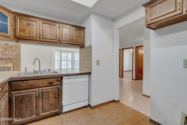 11732 CASA VIEW Drive, El Paso, TX 79936