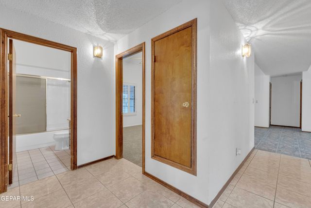 11732 CASA VIEW Drive, El Paso, TX 79936