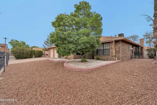 11732 CASA VIEW Drive, El Paso, TX 79936