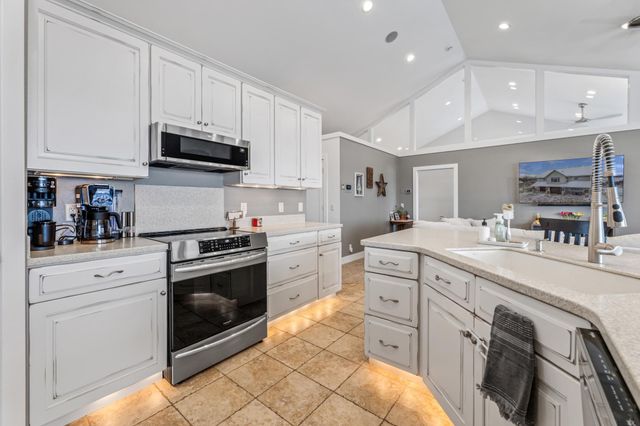 36074 Old Homer Road, Winona, MN 55987