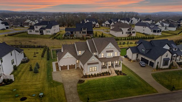 4664 Majestic Meadows Dr, Arrington, TN 37014