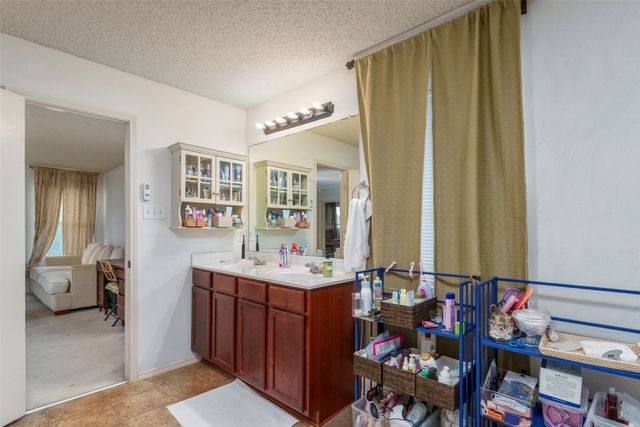 8100 Colbi Lane, Fort Worth, TX 76120