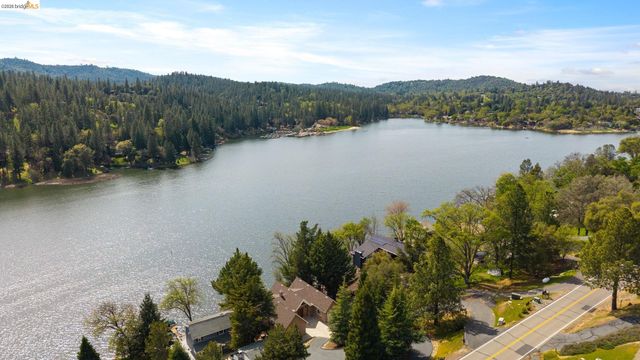 20312 Pine Mountain Dr., Groveland, CA 95321
