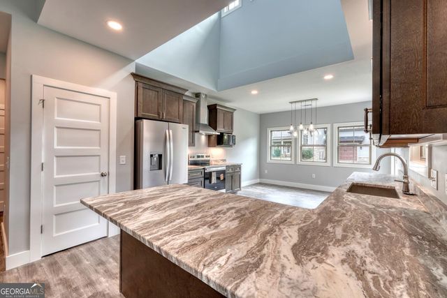 98 Brett Way, Hiawassee, GA 30546