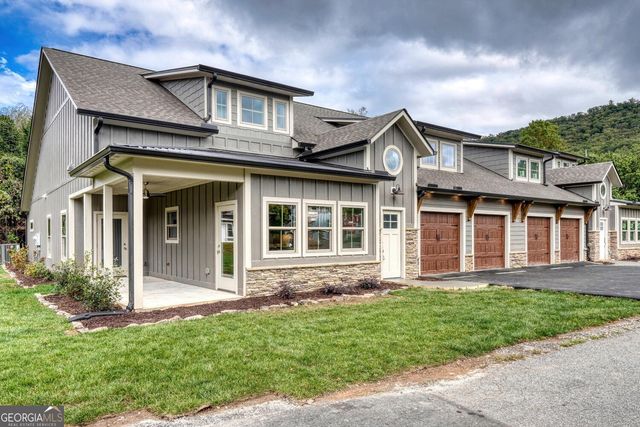 98 Brett Way, Hiawassee, GA 30546